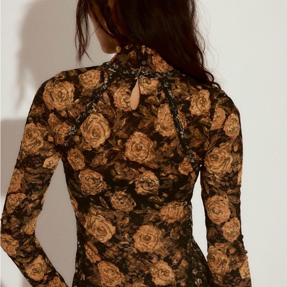 FP Movement by Free People Black and Gold Floral Blouse - Picture 3 of 9